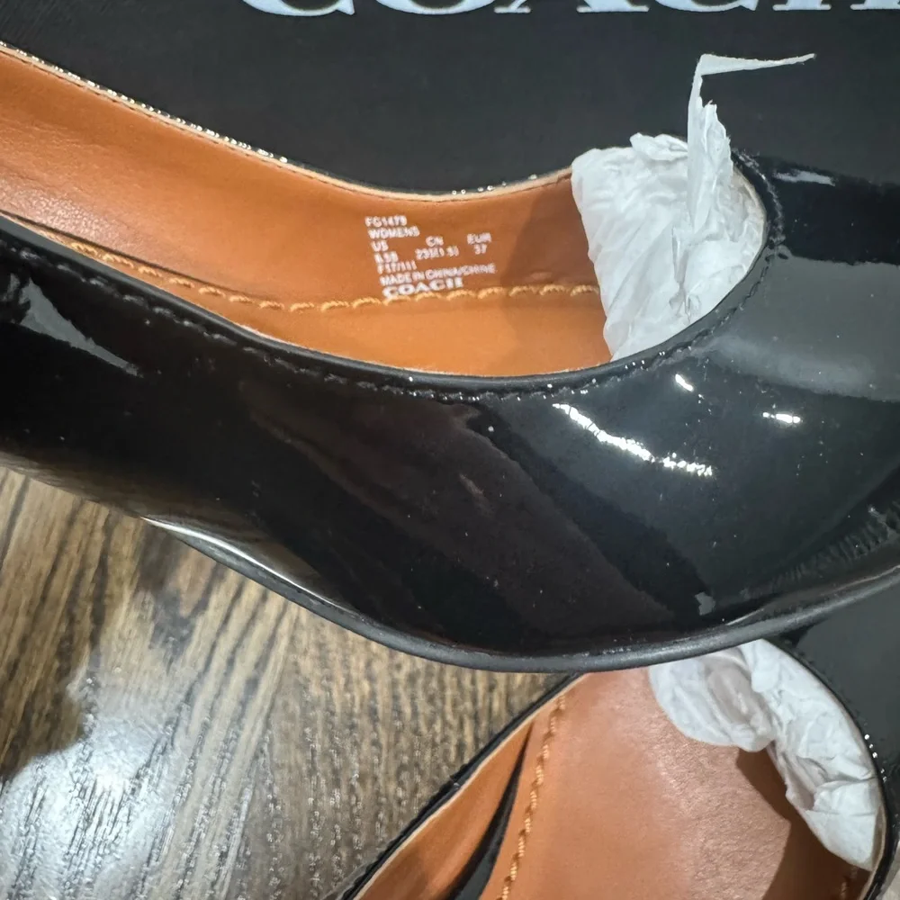 Coach Black Patent Leather Mid Heels Pump Shoes FG1479 size 6.5B